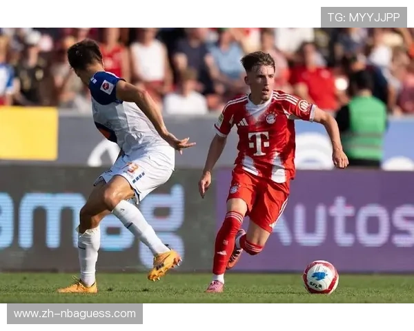 拜仁3-1逆转葡萄牙体育，小将卡尔凌空抽射破门