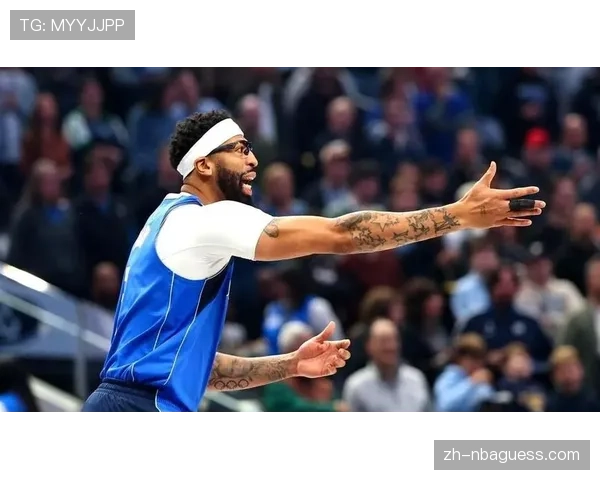 保罗·乔治播客专访克莱·汤普森，谈论伤病恢复与自由市场